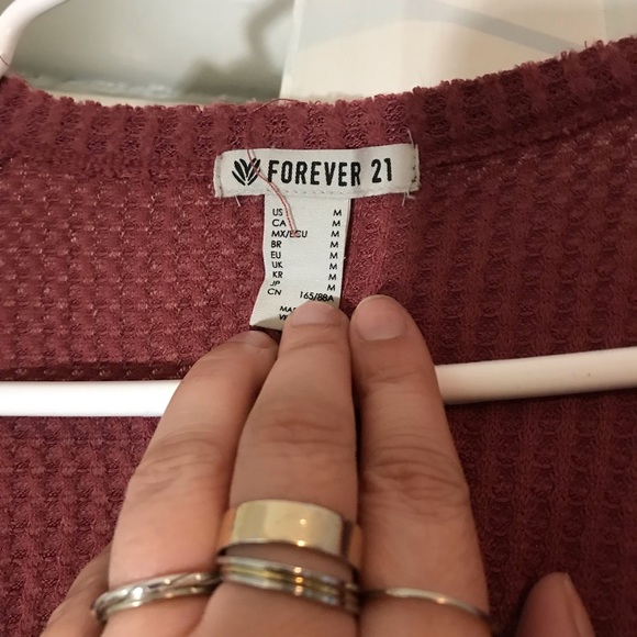 Forever 21 v-neck sweater - Picture 3 of 4